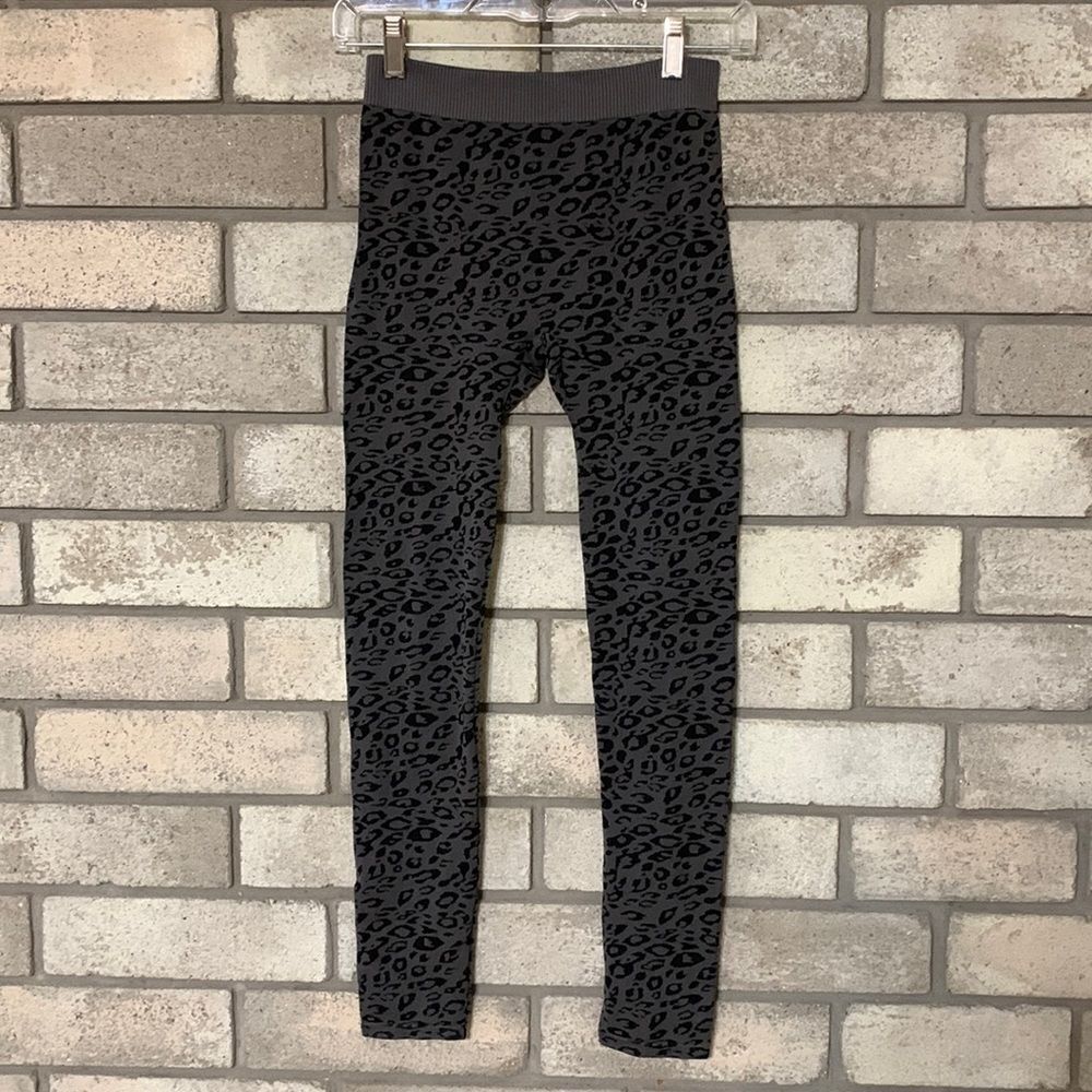 3for$20 leggings a/m